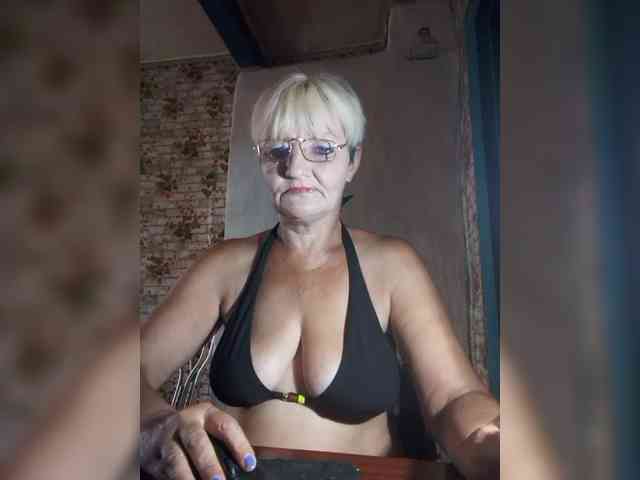 NikaGold45 webcam