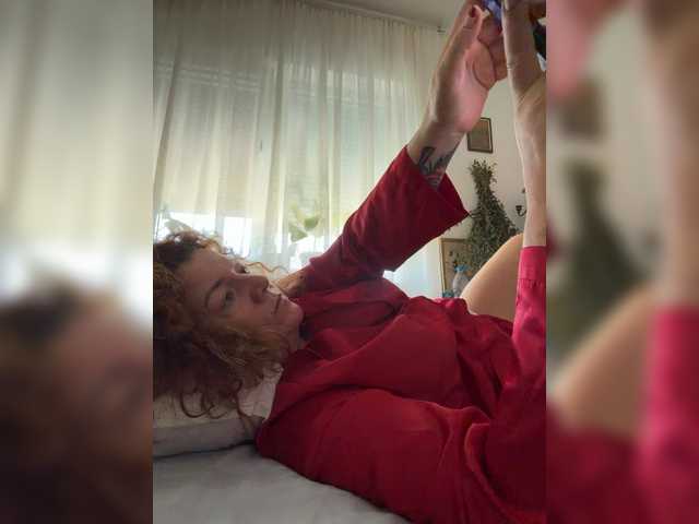 LadyReda live webcam show