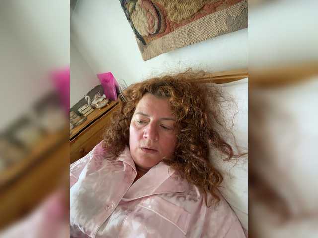 le modèle MPlay est en webcam porno dans un show sur le site bongacams, il possède les tags suivants: White/Caucasian,Redhead,Hairy