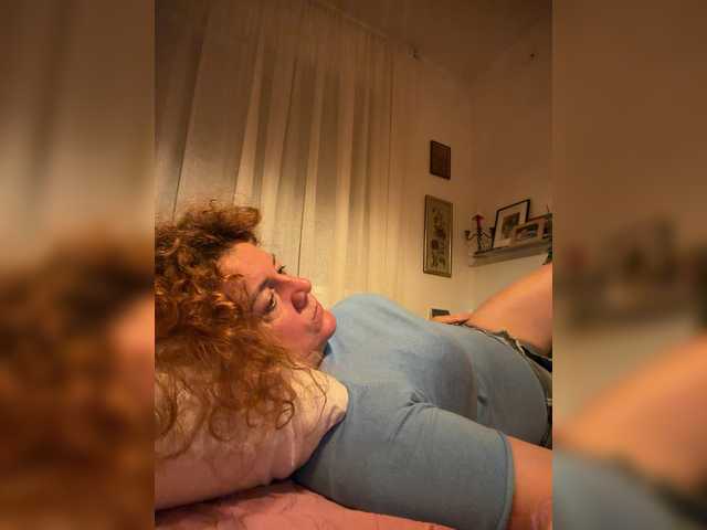 LadyReda live cam on BongaCams