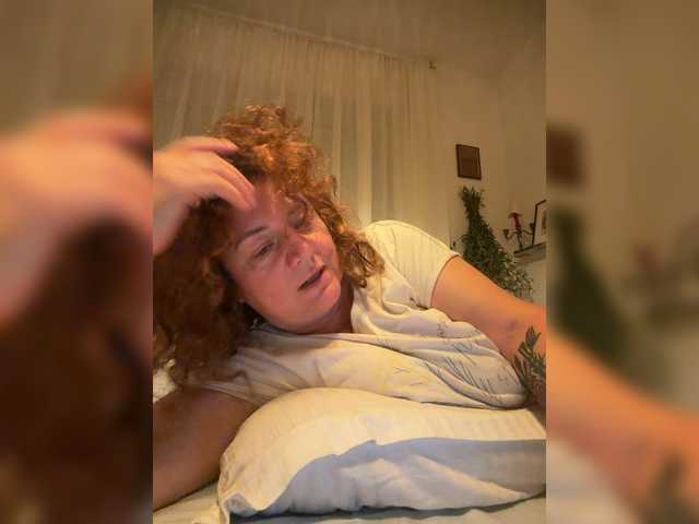 LadyReda live cam on BongaCams