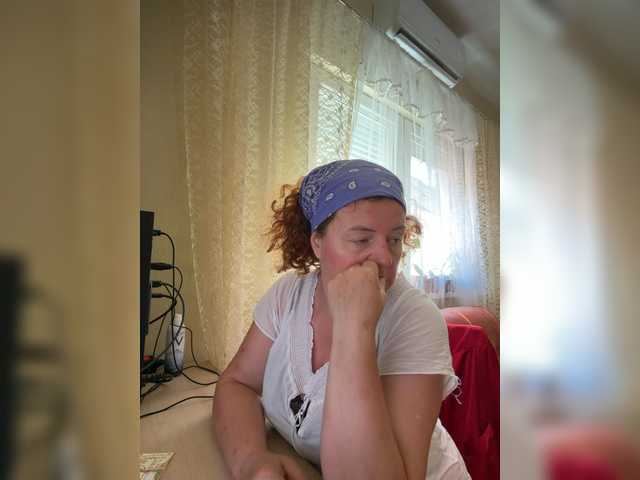 LadyReda live cam on BongaCams