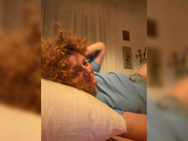 LadyReda live cam on BongaCams