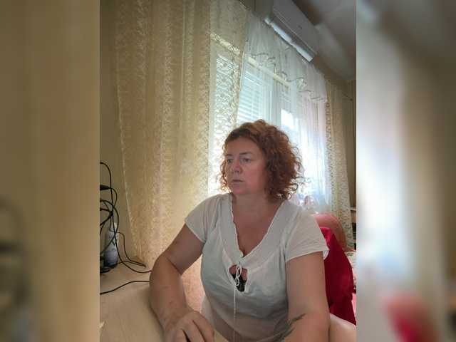 LadyReda live cam on BongaCams