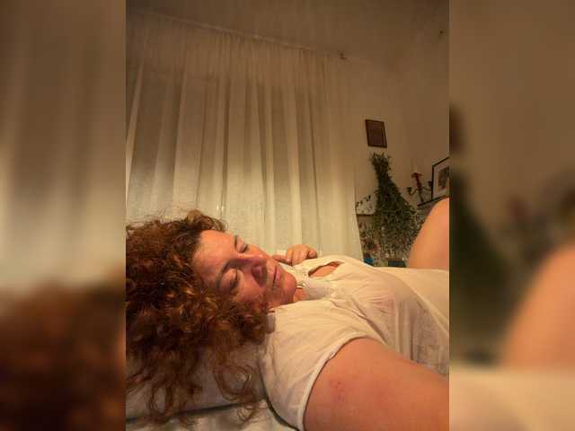 ladyreda cam belle