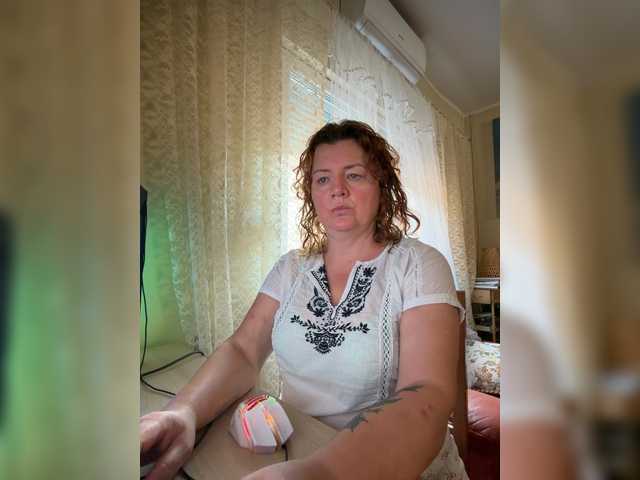 LadyReda live cam on BongaCams