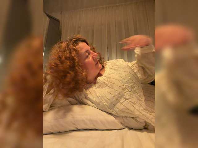 LadyReda live cam on BongaCams
