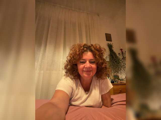 LadyReda live cam on BongaCams