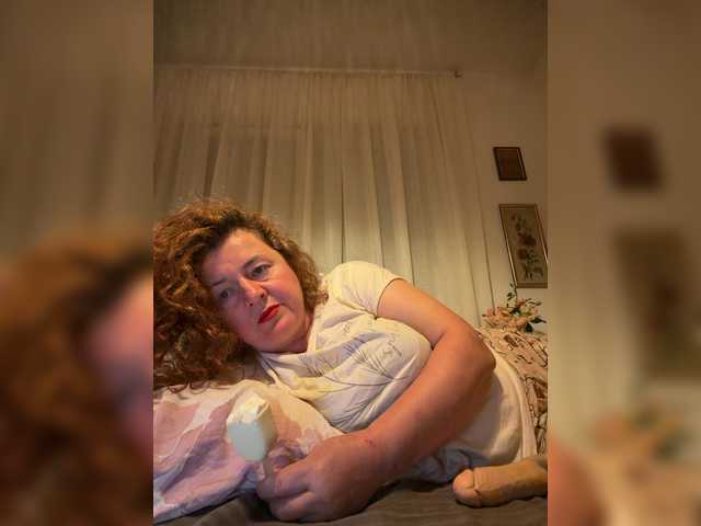LadyReda live cam on BongaCams