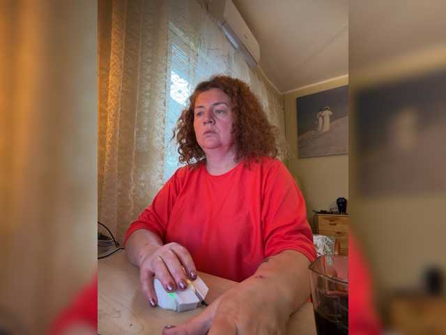 LadyReda live cam on BongaCams