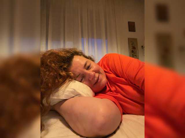 LadyReda live cam on BongaCams