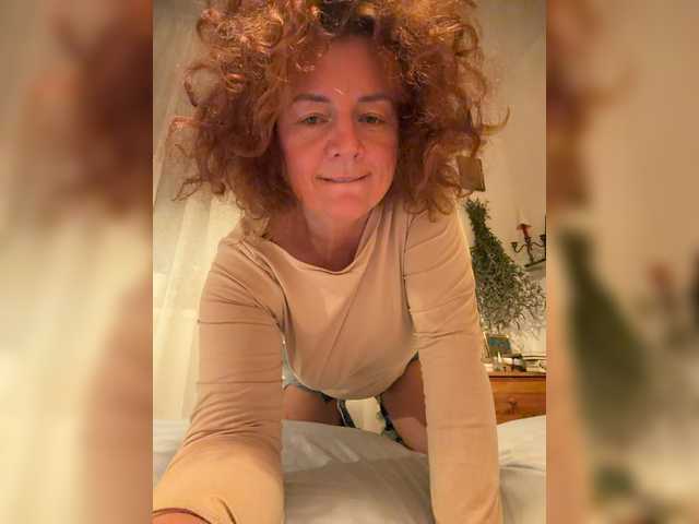 LadyReda live cam on BongaCams