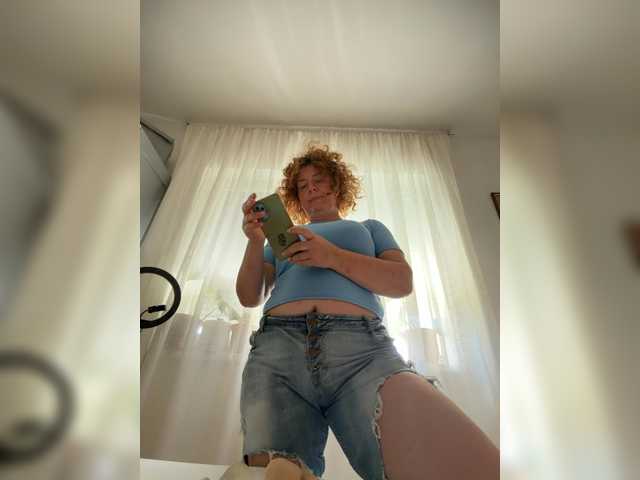 LadyReda live cam on BongaCams
