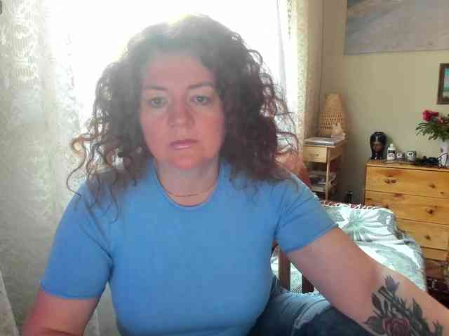 LadyReda webcam