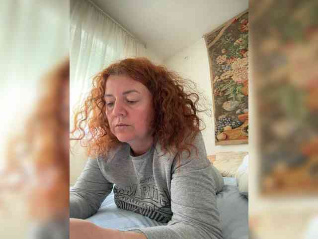 LadyReda webcam