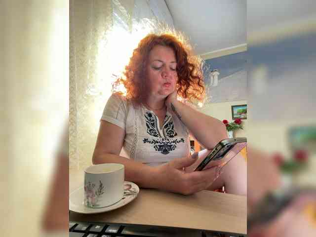 LadyReda webcam