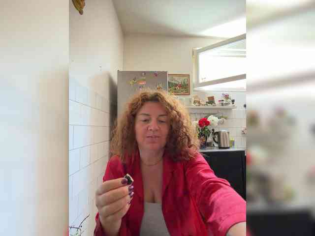 LadyReda Live Webcam on BongaCams