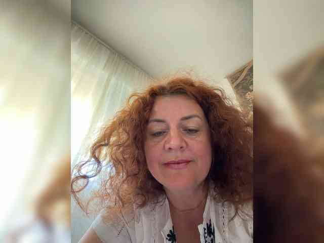 LadyReda webcam