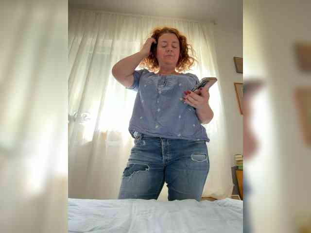 LadyReda webcam
