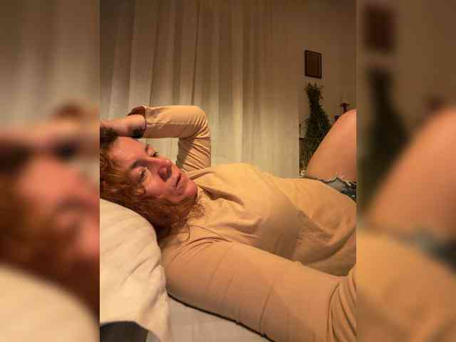 LadyReda Live Webcam on BongaCams