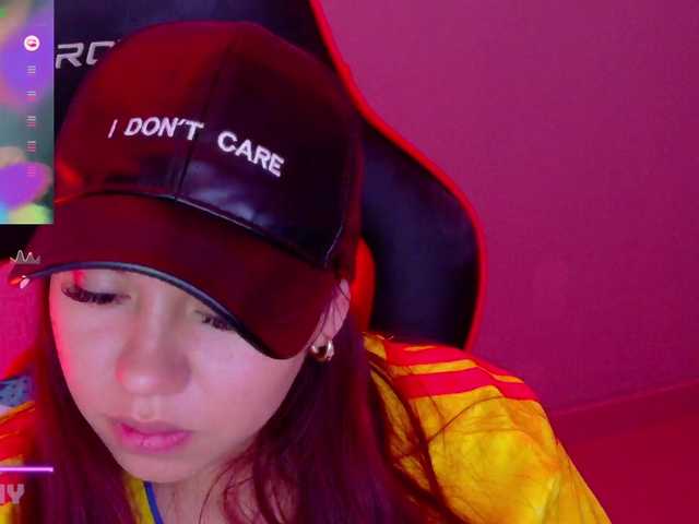 SAMYTATTU21 live cam on BongaCams