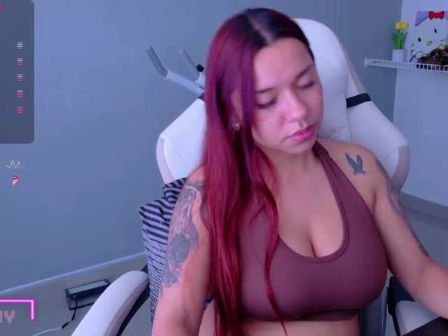 SAMYTATTU21, en directo ahora en BongaCams