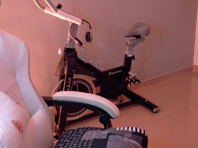 SAMYTATTU21 live cam on BongaCams