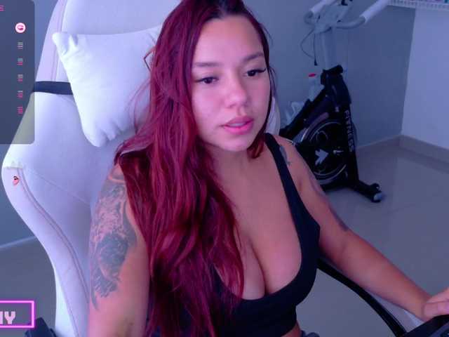 SAMYTATTU21 live cam on BongaCams
