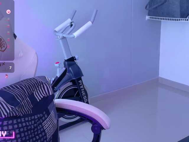 SAMYTATTU21 live cam on BongaCams
