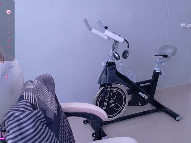 SAMYTATTU21, en directo ahora en BongaCams