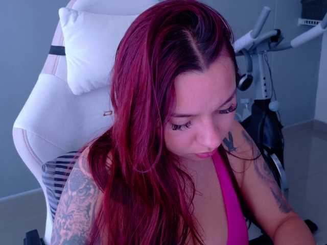 SAMYTATTU21 live cam on BongaCams