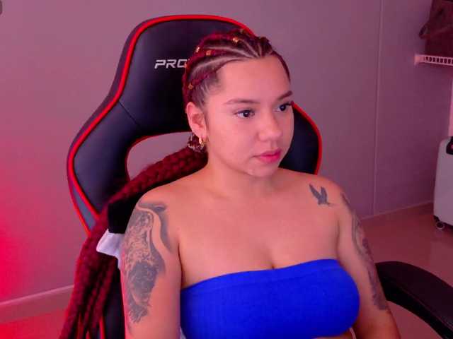 SAMYTATTU21 live cam on BongaCams