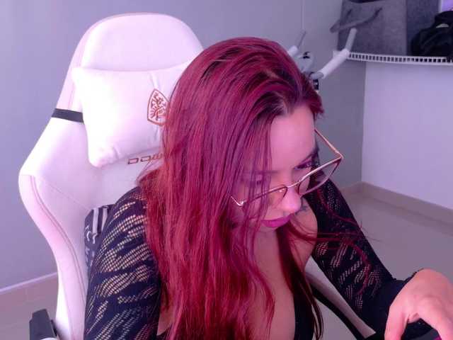 SAMYTATTU21 live cam on BongaCams