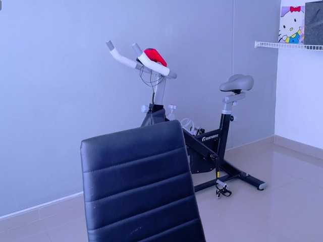 SAMYTATTU21 live cam on BongaCams