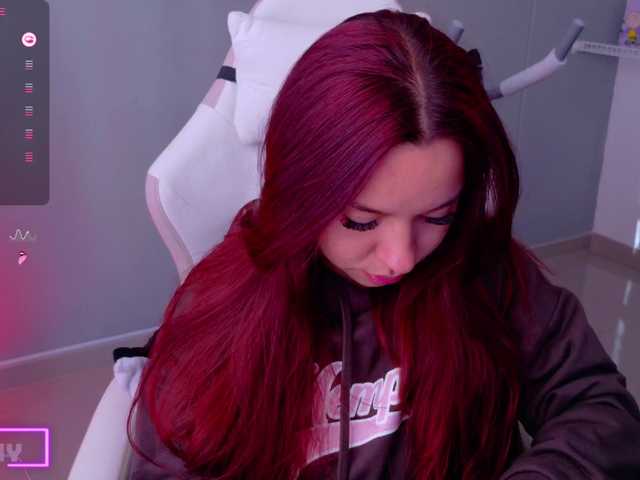SAMYTATTU21 live cam on BongaCams
