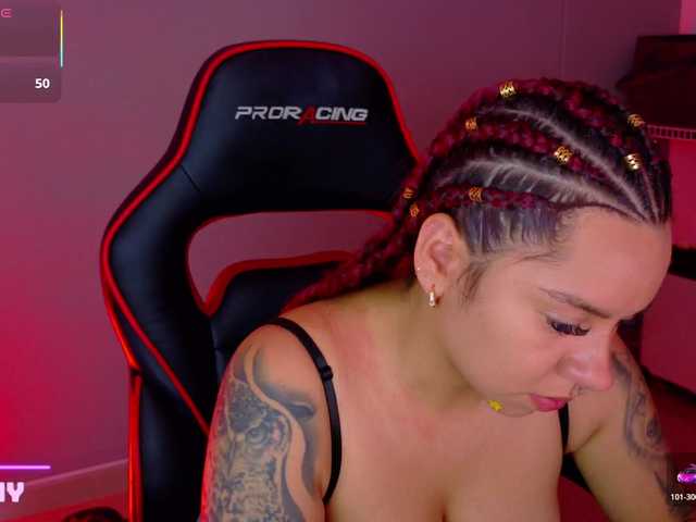 SAMYTATTU21 live cam on BongaCams