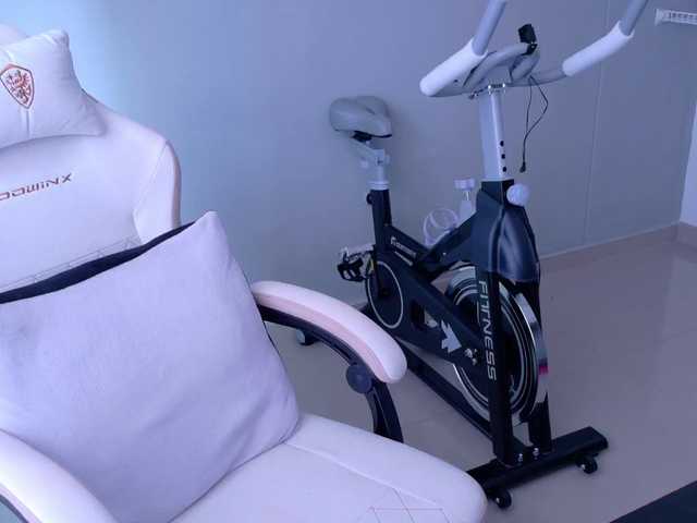 SAMYTATTU21 live cam on BongaCams