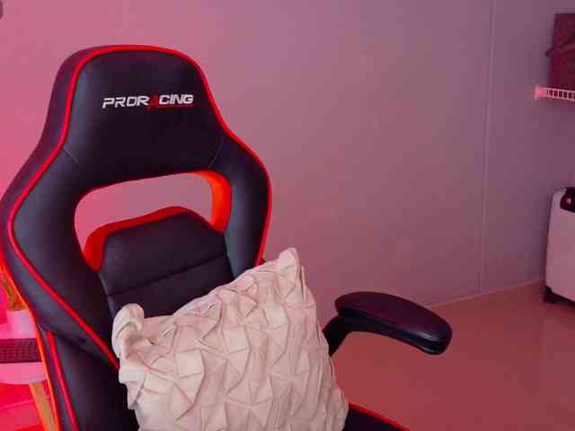 SAMYTATTU21 webcam