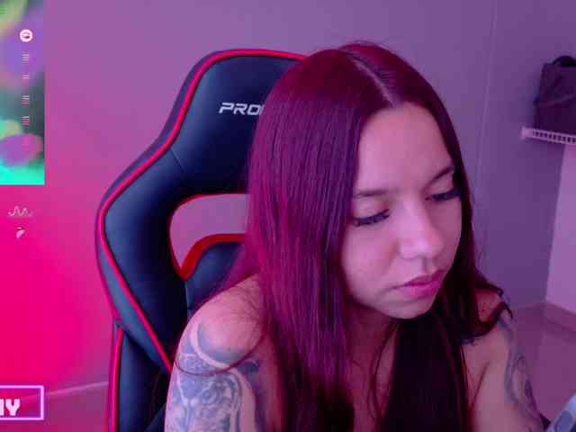 SAMYTATTU21 webcam