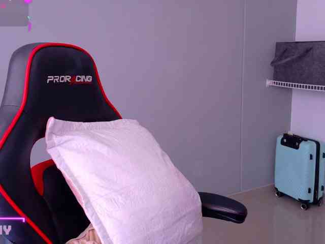 SAMYTATTU21 webcam