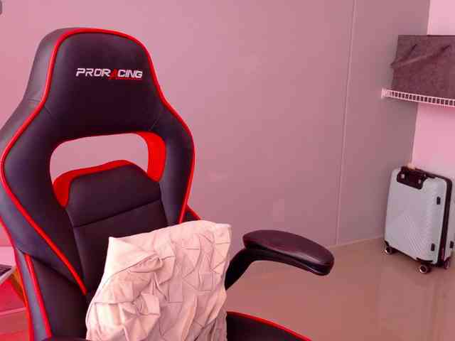 SAMYTATTU21 webcam