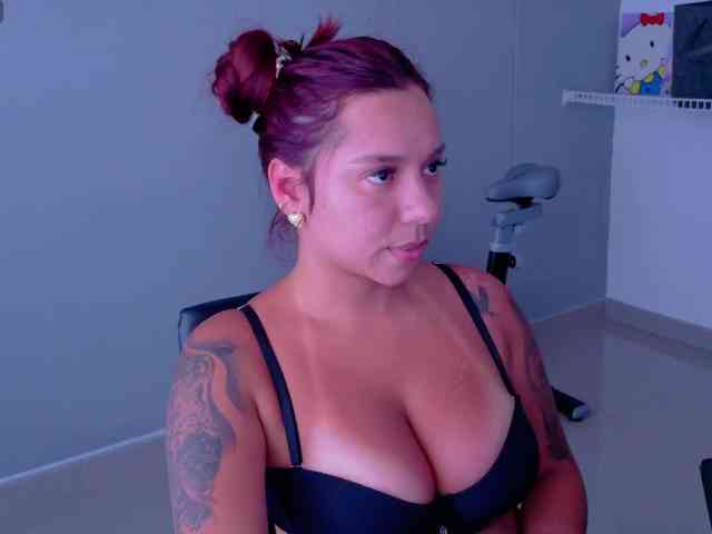 SAMYTATTU21 webcam
