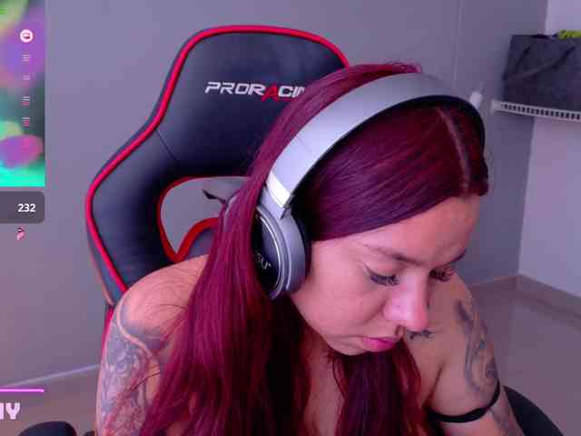 SAMYTATTU21 webcam