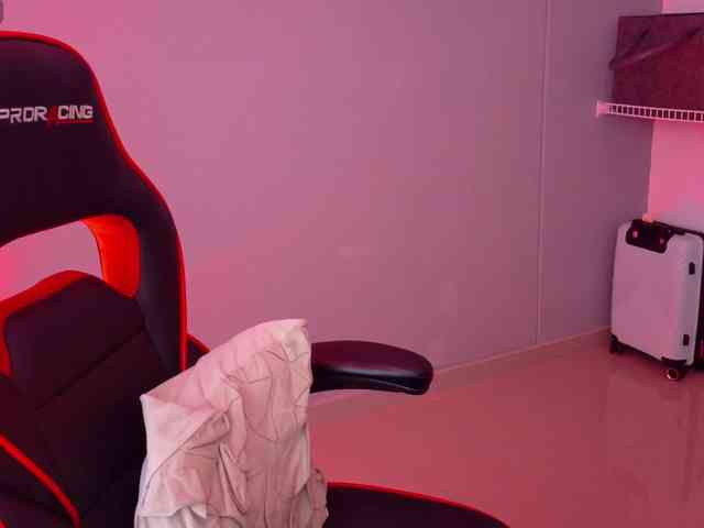 SAMYTATTU21 webcam