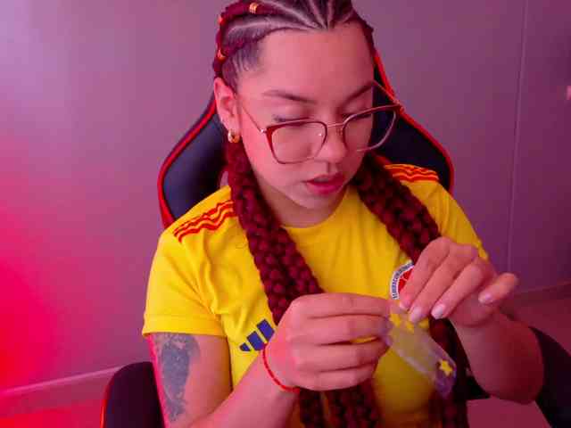 SAMYTATTU21 webcam