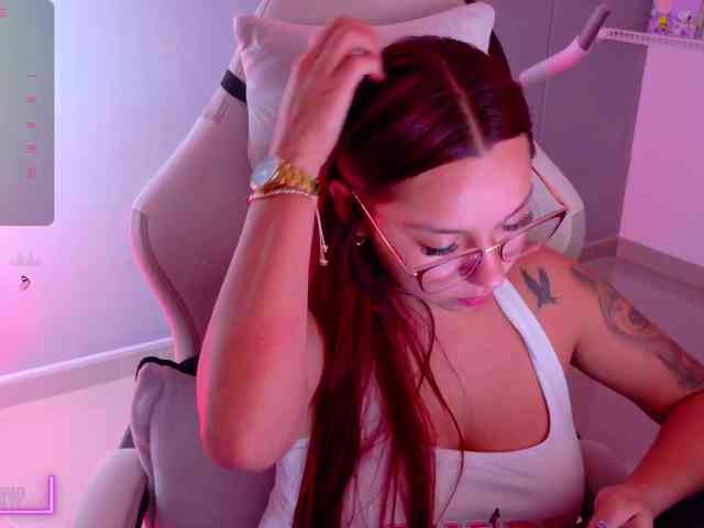 SAMYTATTU21 webcam