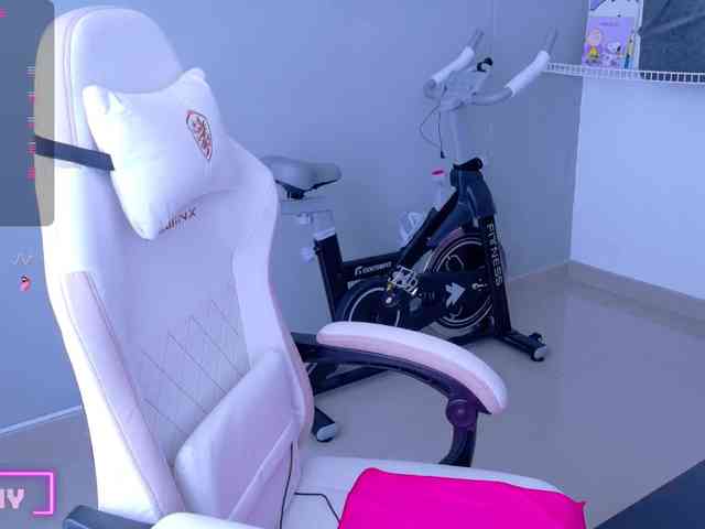 SAMYTATTU21 webcam