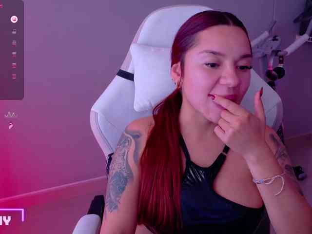 SAMYTATTU21 webcam