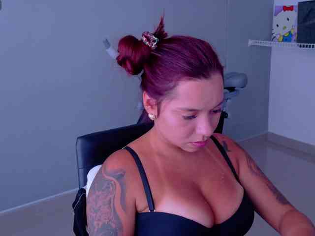 SAMYTATTU21 webcam
