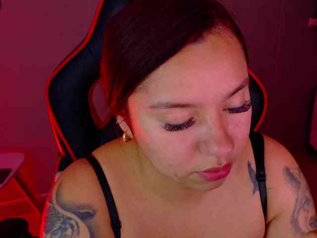 SAMYTATTU21 webcam